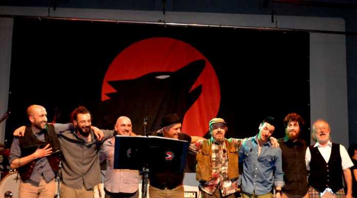 I “Luf” conquistano Mandello con il loro ritmo travolgente