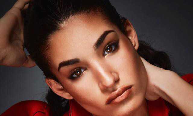 Milano. Cuffie nelle orecchie, non sente il treno: modella travolta e uccisa