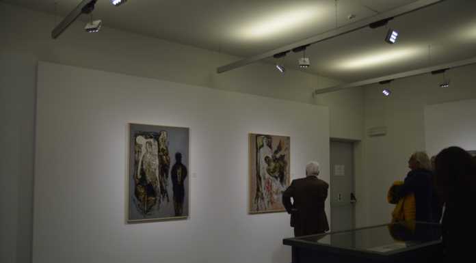 Inaugurata la mostra “A grandi bracciate nell’oscurità” di Gaetano Orazio