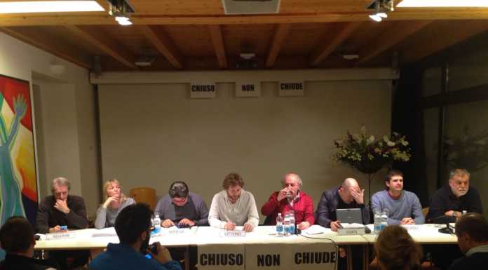 Chiuso: il comitato si riunisce, subito confronto sulla scuola