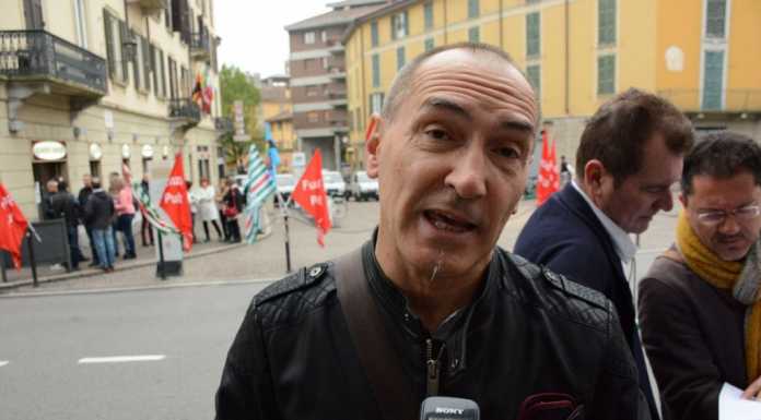 Sciopero dei lavoratori delle pulizie: “Vogliamo un contratto”