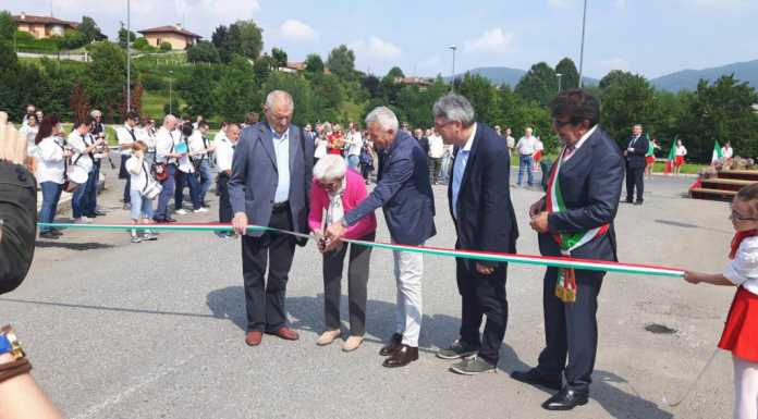 Annone, paese in festa per l’inaugurazione della via a Pio Galli