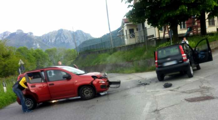 Galbiate: schianto tra Panda sulla provinciale a Bartesate