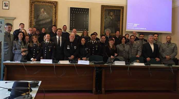 Agenti della Locale e Forestale a lezione di difesa personale