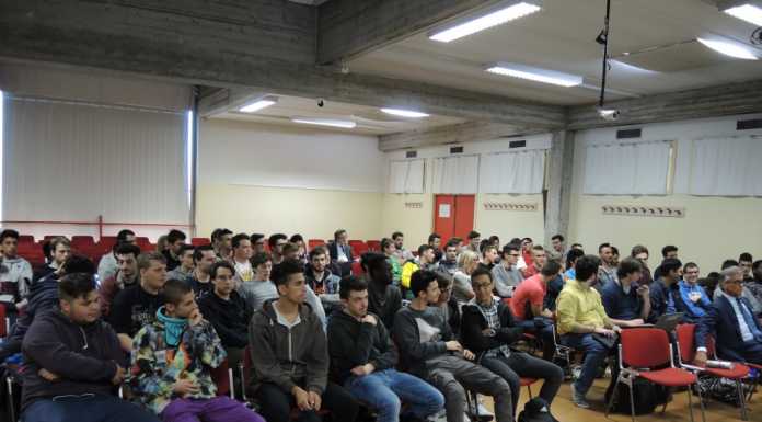 I droni “volano” all’ist. Fiocchi: acquisto e corsi grazie al Rotary