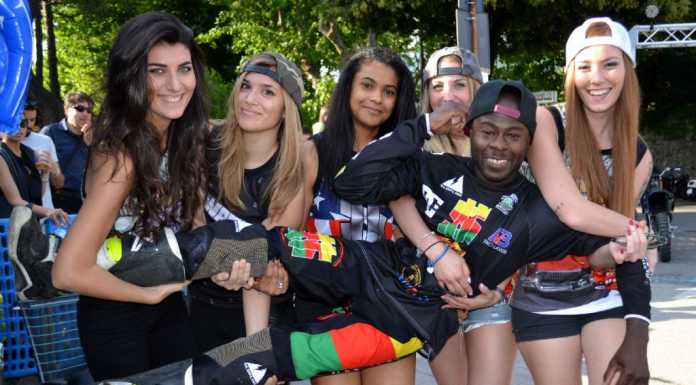 I “Laghée” in festa. Mandello già “invasa” dai centauri