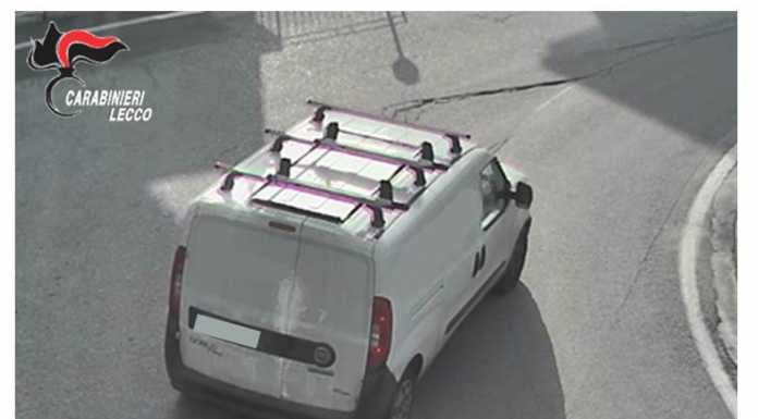 Investe un uomo e scappa: 23enne di Valgreghentino denunciato dai CC