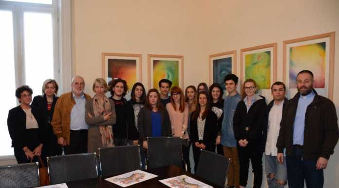 Una tovaglietta turista per Lecco: il lavoro dei ragazzi del Volta