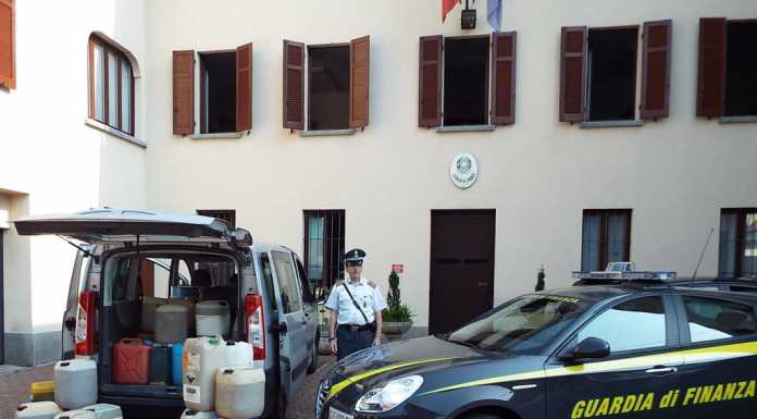 Como: beccato con la “scorta” di gasolio, sequestrati 1200 litri