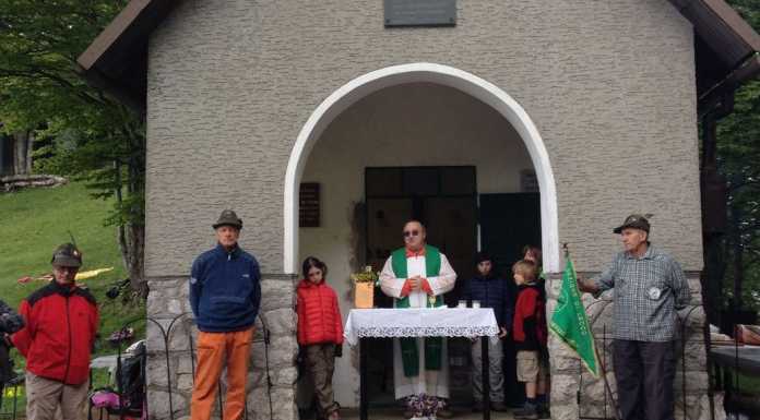 Penne nere a Prada, messa alla chiesetta e rancio alpino