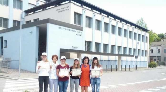 Il Golf Club premia 3 alunne delle medie di Molteno