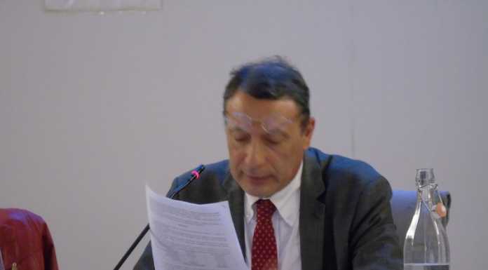 Calolzio, il sindaco si difende: “Non cediamo alle pressioni”