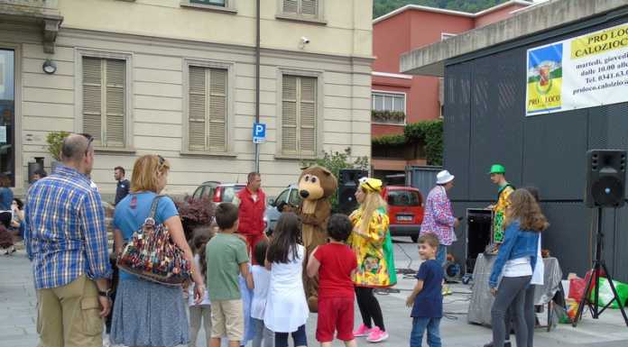 Calolzio, tutti i bimbi a fare “festa in piazza”