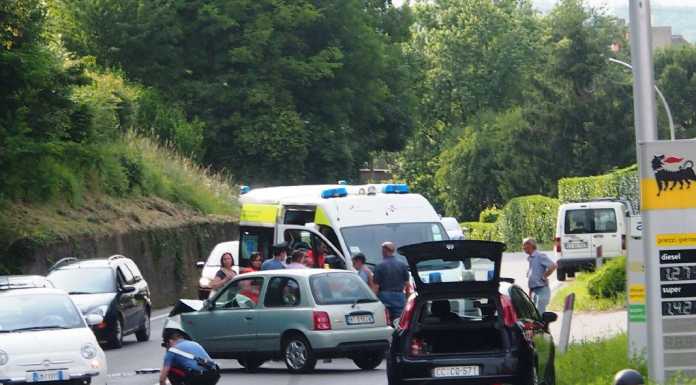 Veduggio: scontro tra auto, tre i feriti. Soccorsa anche una bimba