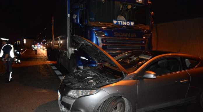 Incidente tra auto e tir: lunghe code in mattinata nel Barro