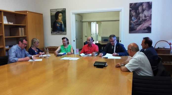 Il Comune alza il contributo alle scuole, 34 euro a studente