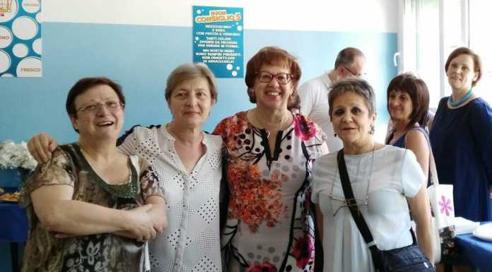 Calolzio: quattro prof. “storiche” in pensione, festa per salutarle