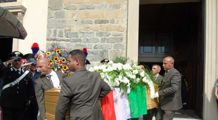 Strage di Dacca. A Barzanò folla immensa per l’addio a Claudio Cappelli