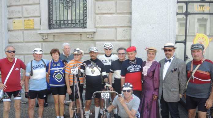 Bici d’epoca e campioni, la Ciclostorica del Ghisallo fa tappa a Lecco
