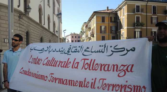 Lecco ricorda le vittime di Nizza e del terrorismo: “No alla vendetta”