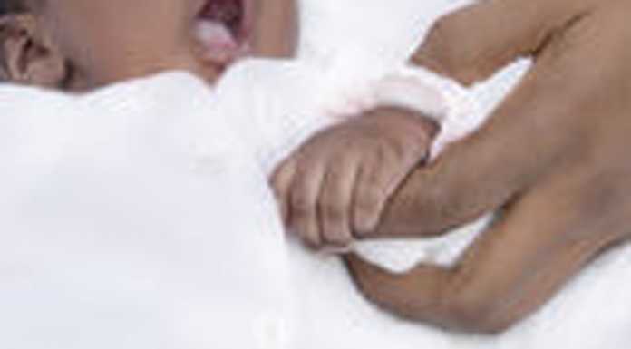 Lodi. Parto al centro profughi, ospite dà alla luce una bimba