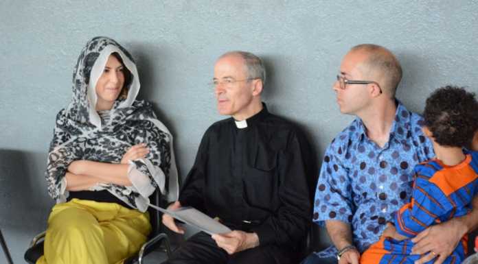 Piazza e il velo: “L’ho indossato come segno di confronto e dialogo”