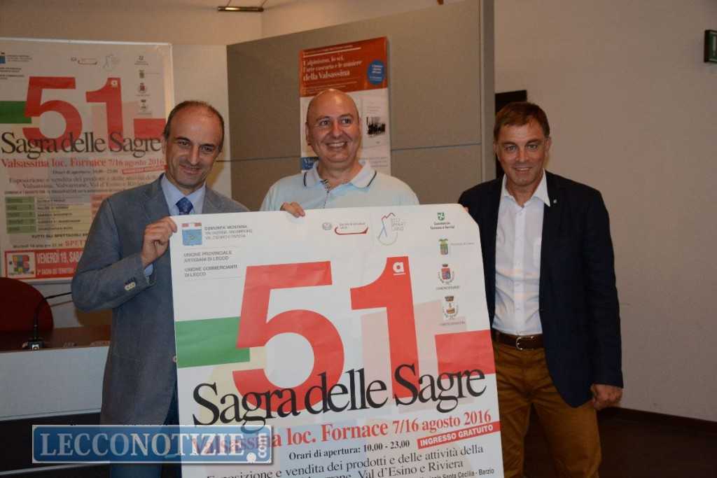 Carlo Signorelli, Ferdinando Pucci Ceresa, Riccardo Benedetti mostrano il manifesto della 51° Sagra delle Sagre 
