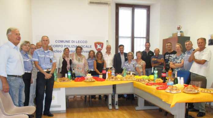 Lecco, il Comune saluta due storici dipendenti in pensione