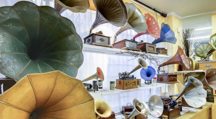 Ca’ di Radio Vecc in mostra dal 27 agosto a Villa Monastero