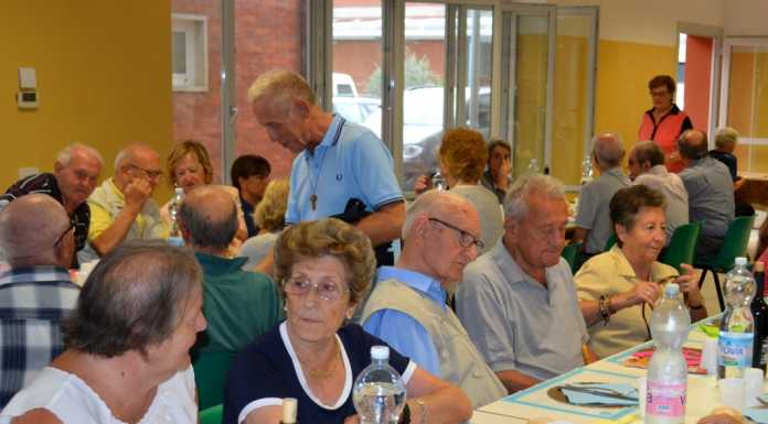 “Ferragosto insieme” a Lierna tra pranzo e tombola luminosa