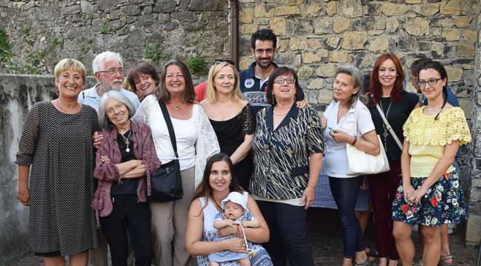 Disegni, bambole e foto. La donna “ispira” la mostra di Somana