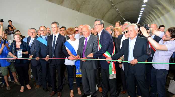 Lecco e Como più vicine, inaugurato il tunnel di Pusiano