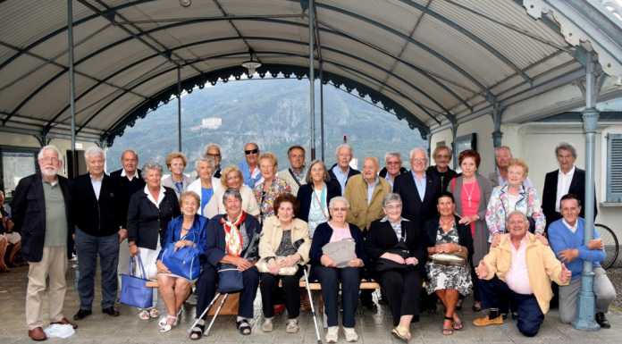 Ottant’anni, festa e battello per i coscritti mandellesi del ’36