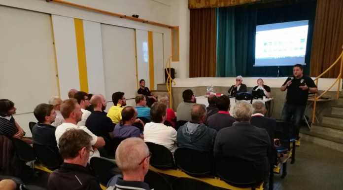 Calcio e regolamento: arbitri a raccolta per l’incontro a Maggianico