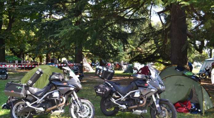 Mandello, ecco il popolo dei guzzisti! Via al motoraduno