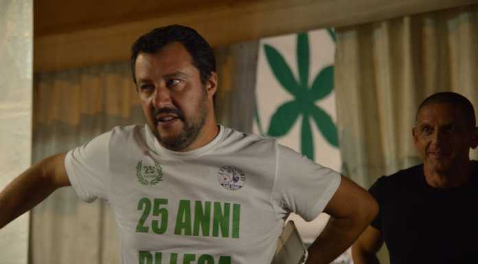 Salvini a Calolzio: ” Dobbiamo cambiare il paese per i nostri figli”.