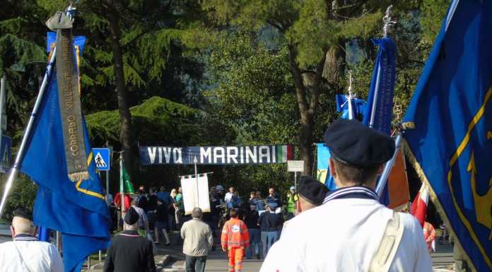 “Viva i marinai!”, l’ANMI calolziese festeggia il 45° anniversario