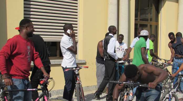 51 bici donate ai centri di accoglienza, parte una seconda raccolta