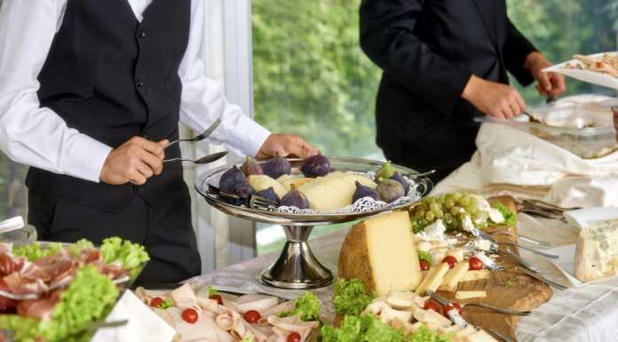 Cene e catering all’istituto alberghiero, accordo trovato coi commercianti