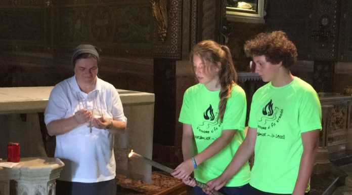 Maggianico in festa per l’arrivo della fiaccola da Innsbruck