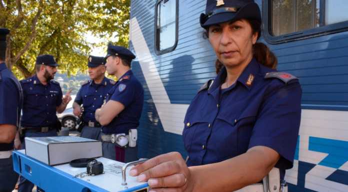 Sicurezza sulle strade: la Polstrada di Lecco scende in piazza