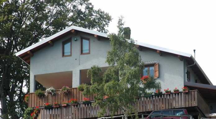 Al rifugio Pialeral una cena pro Nepal con l’alpinista Fausto De Stefani