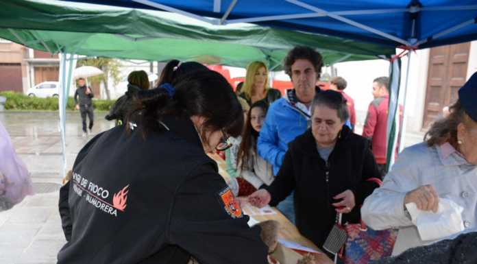 Una castagnata per l’acquisto di attrezzatura da donare ai pompieri di Valmadrera