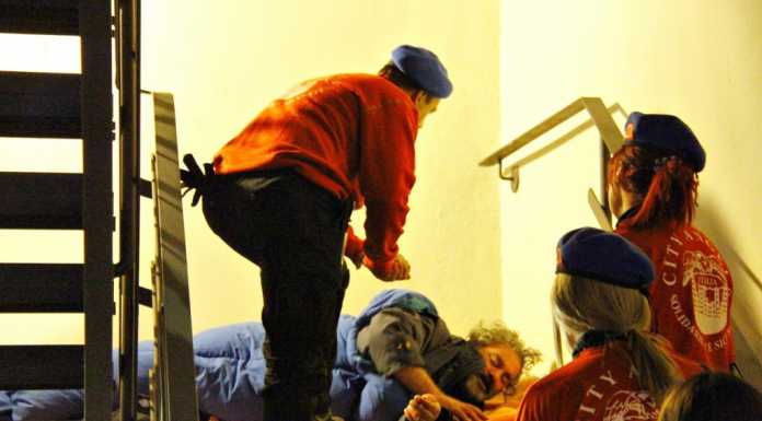 Prima uscita dei “City Angels”, soccorso il senzatetto Romeo