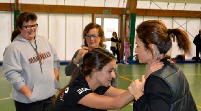 Mandello. Antiaggressione, donne in palestra imparano a difendersi