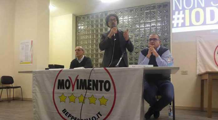Referendum, il no dei 5 Stelle spiegato da Toninelli e Casalino