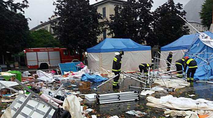 Lecco, violento nubifragio devasta Piazza Cermenati