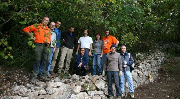 Galbiate. Ristrutturato il muretto a secco a Camporeso, grazie al WWF