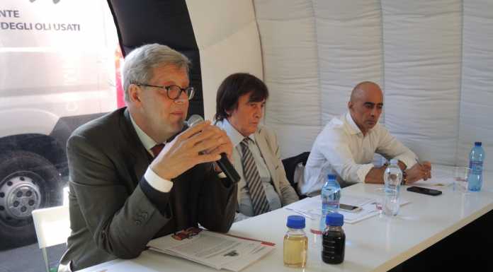 Lecco, la campagna educativa “CircOLIamo” ferma in Piazza