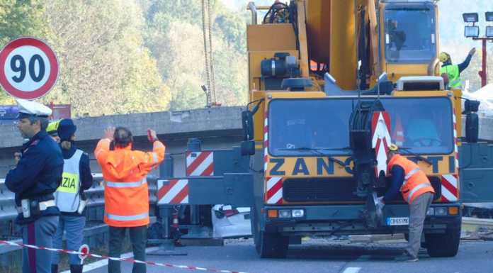Crollo ponte, la famiglia di Claudio Bertini si chiude nel silenzio